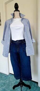 Levi's 545 Capri Jeans Dark Wash Denim Size 10